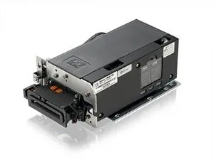 Kompakti moottorikortinlukija CRT-350-N